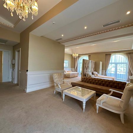 Gabala Garden Hotel Exterior photo Suite room