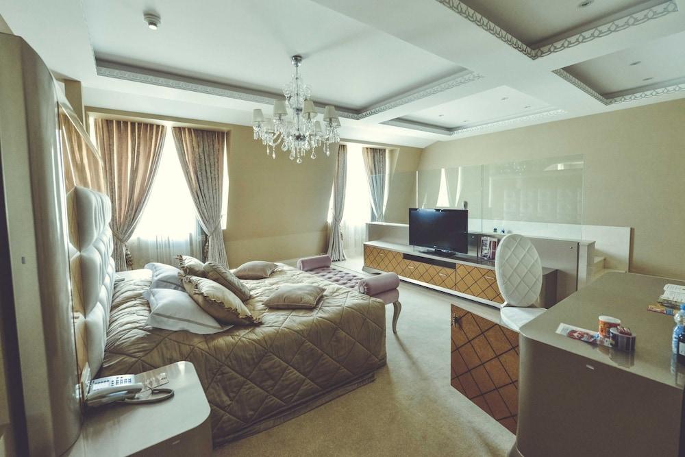 Gabala Garden Hotel Exterior photo A bedroom