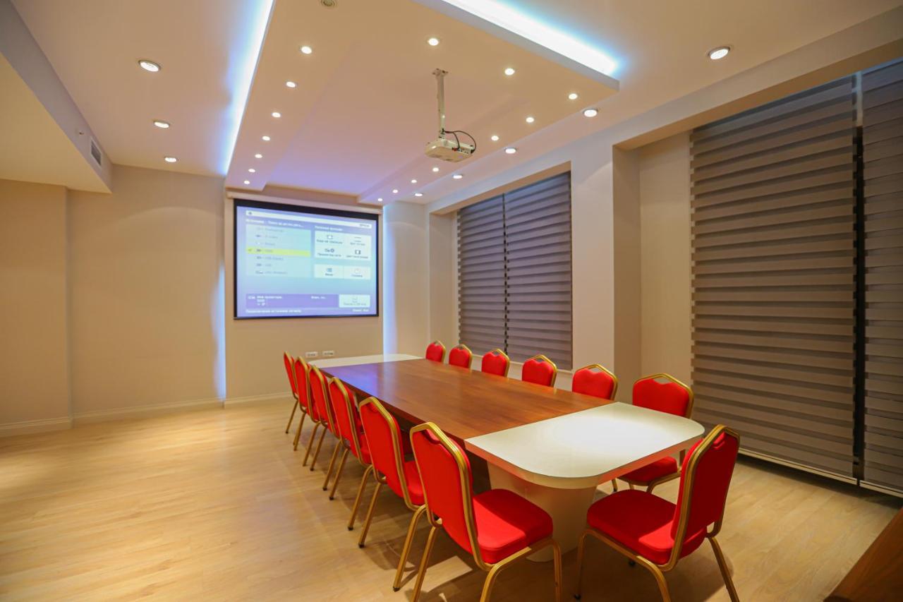 Gabala Garden Hotel Exterior photo A meeting room