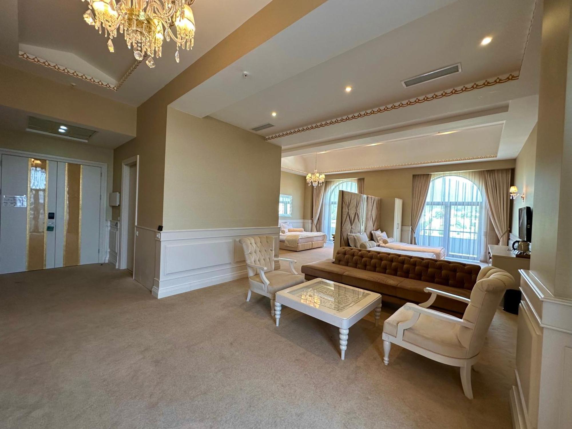 Gabala Garden Hotel Exterior photo Suite room