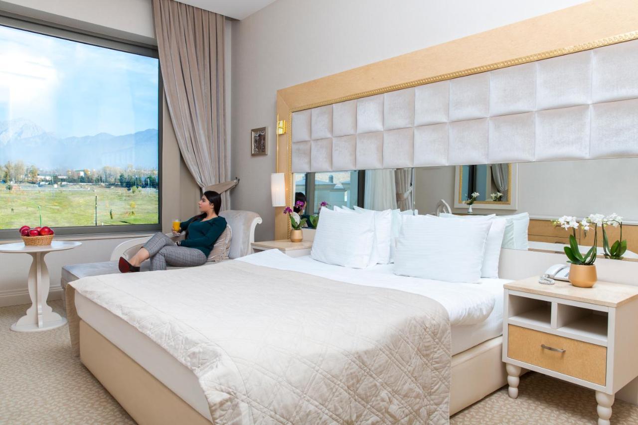 Gabala Garden Hotel Exterior photo A room at the hotel